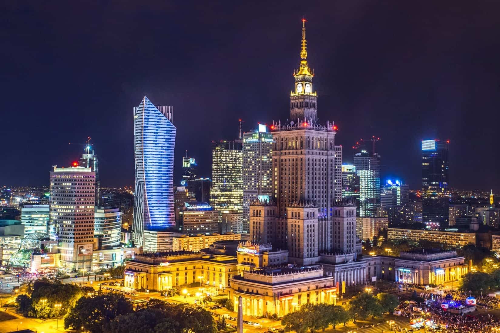 Warsaw. Image by Kamil Gliwinski.